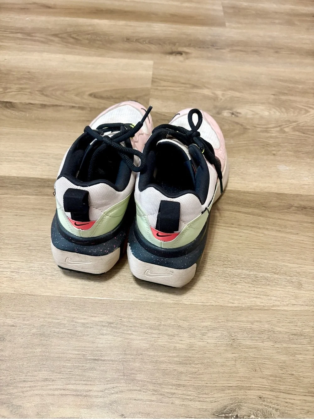 Nike Air Max Verona Guava Ice